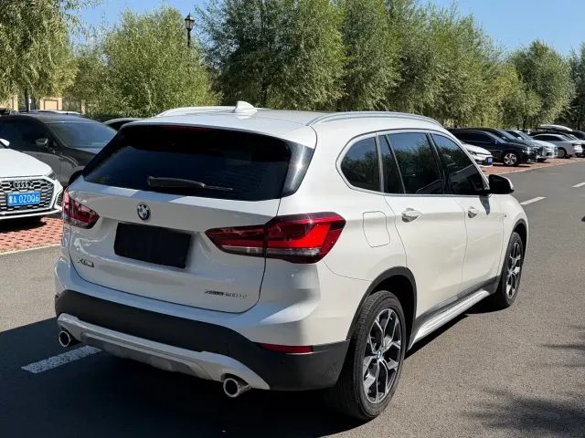 BMW X1 — Фото автомобиля 6