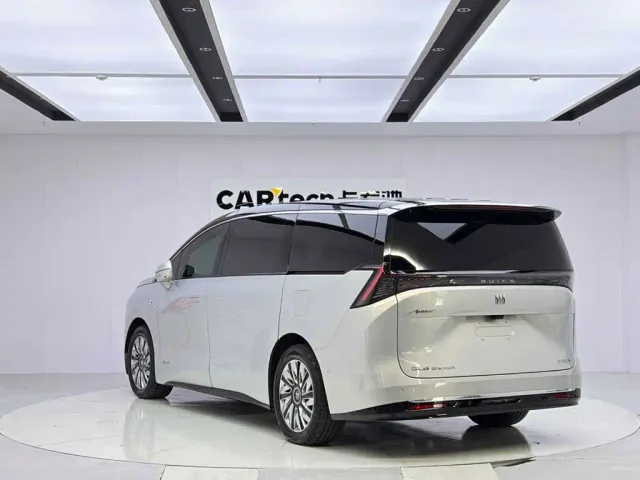 Buick Zhijing Shijia — Фото автомобиля 3
