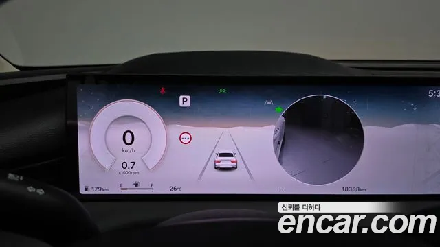 Genesis G80 Бензин 2.5 турбо AWD — Фото автомобиля 6