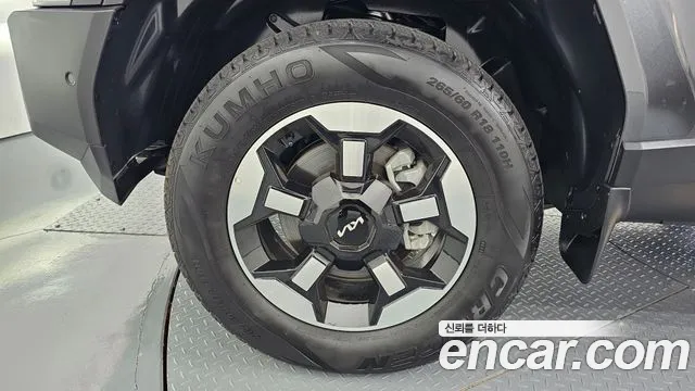 Kia Tasman Tasman 2.5T Бензин 4WD — Фото автомобиля 3