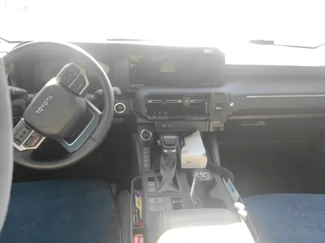 Toyota Prado — Фото автомобиля 12