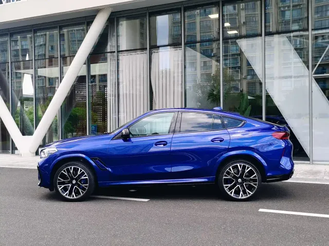 BMW X6 M — Фото автомобиля 3