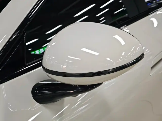Xiaomi SU7 — Фото автомобиля 20