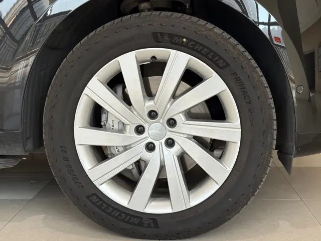 Land Rover Range Rover — Фото автомобиля 6