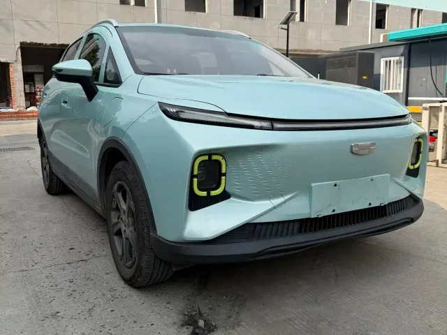 Geely Geometry Geely Geometry E Firefly 2022 320KM Well-behaved Tiger 4-seater — Фото автомобиля 3