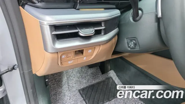 Hyundai Grandeur GN7 — Фото автомобиля 12