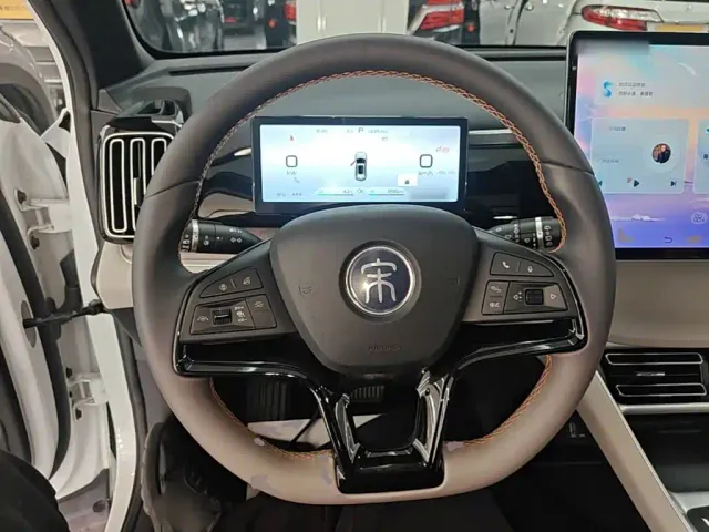 BYD Song Pro — Фото автомобиля 10
