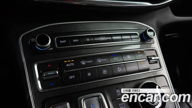 Hyundai Santafe Новый Santa Fe Бензин 2.5T 2WD — Фото автомобиля 28