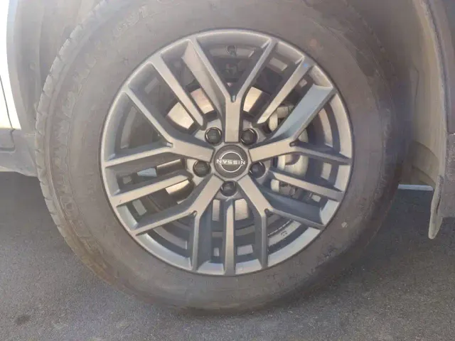 Nissan X-Trail — Фото автомобиля 8