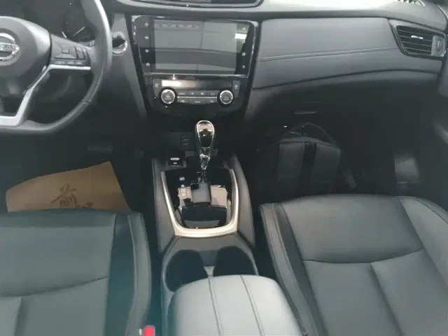 Nissan X-Trail — Фото автомобиля 13