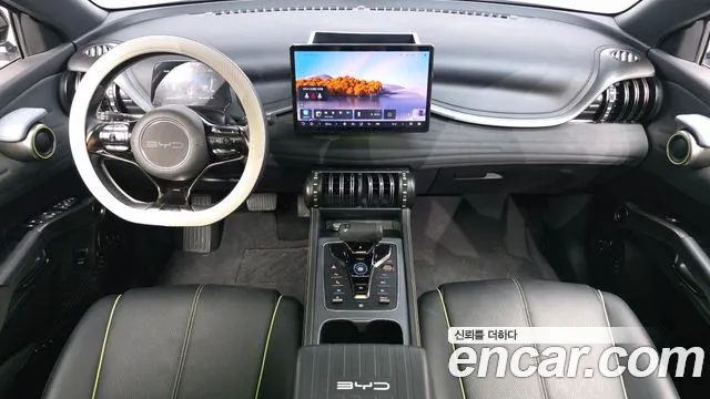 BYD Atto 3 — Фото автомобиля 10
