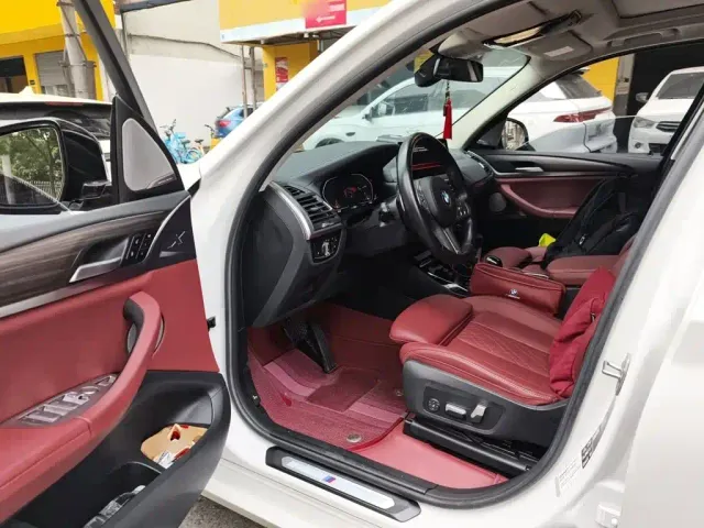 BMW X3 — Фото автомобиля 12