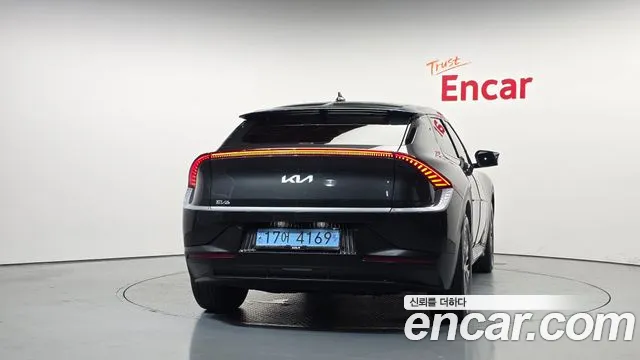 Kia EV6 — Фото автомобиля 4
