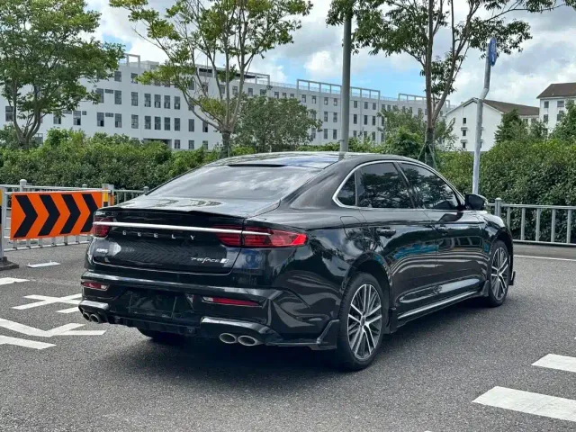 Geely Xingrui — Фото автомобиля 4