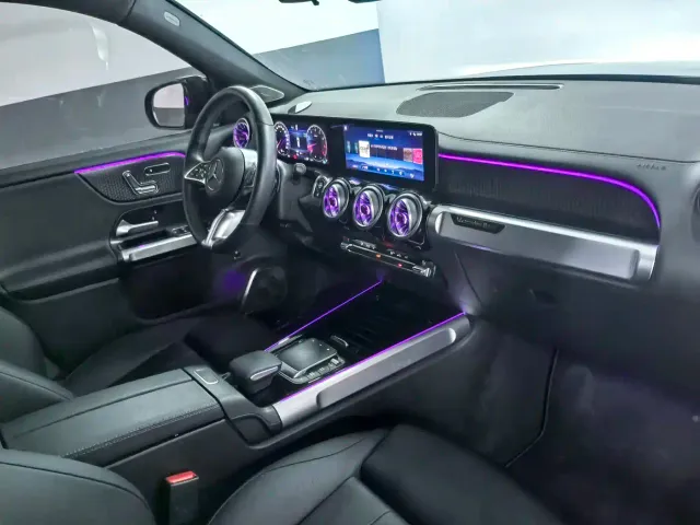 Mercedes-Benz GLB-Class — Фото автомобиля 13