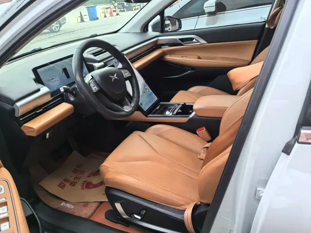 Xpeng P5 — Фото автомобиля 7