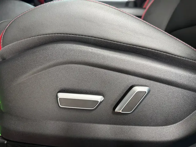 Geely Emgrand S — Фото автомобиля 11