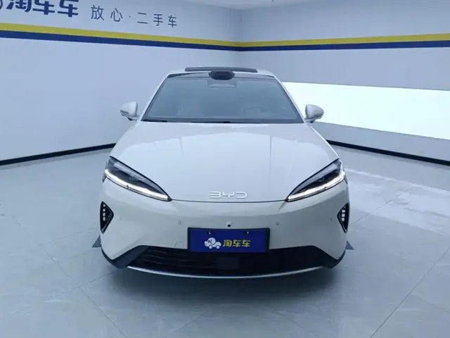 BYD Seal 07 DM-i — Фото автомобиля 2