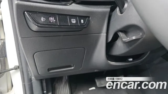 Kia Niro The All New — Фото автомобиля 27
