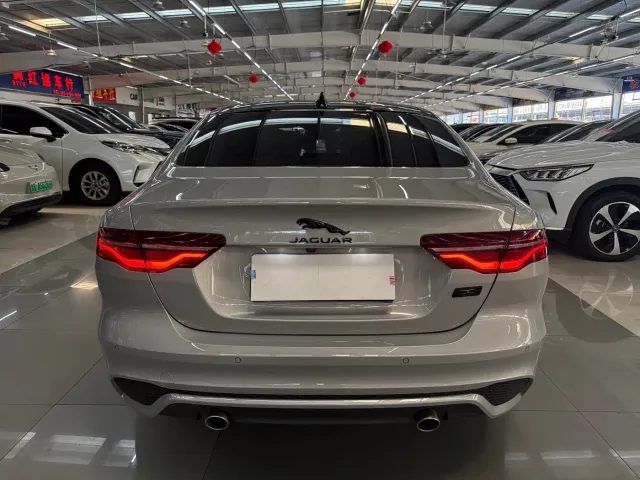 Jaguar XEL — Фото автомобиля 12