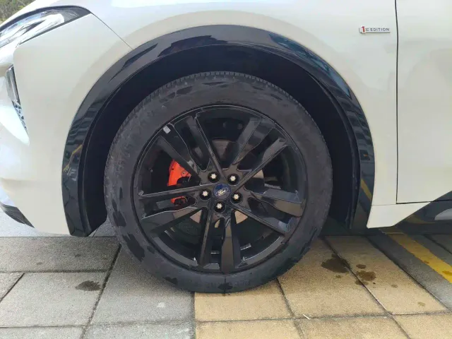 Ford EVOS — Фото автомобиля 12