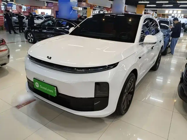 Фотография автомобиля — Li Auto L6