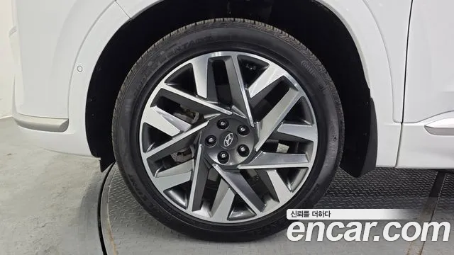 Hyundai Santafe Бензин 2.5T 2WD — Фото автомобиля 5