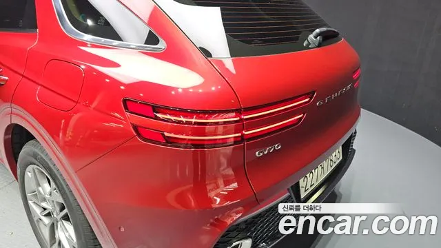Genesis GV70 2.5T Бензин 2WD — Фото автомобиля 21