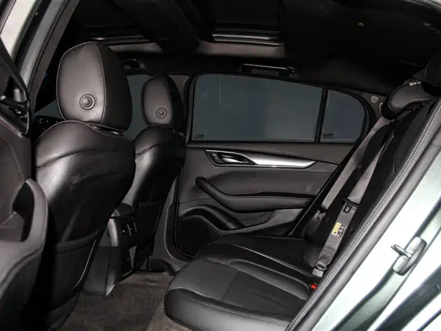 Cadillac CT5 — Фото автомобиля 19