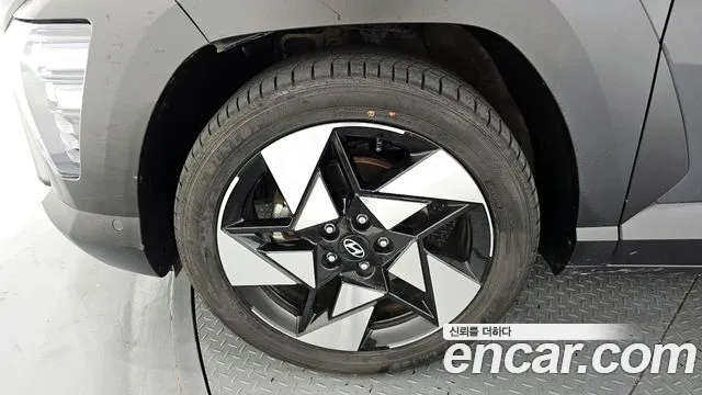 Hyundai Kona Kona (SX2) Бензин 1.6 турбо 2WD — Фото автомобиля 5