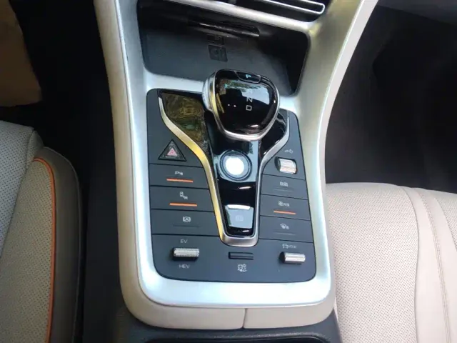 BYD Song Pro — Фото автомобиля 16