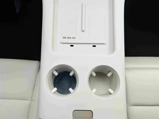IM Motors LS6 — Фото автомобиля 18