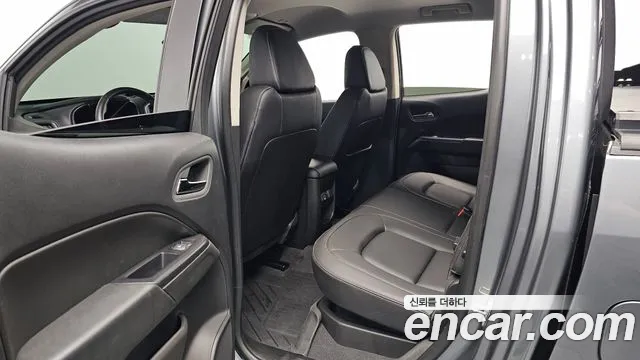 Chevrolet Colorado — Фото автомобиля 10