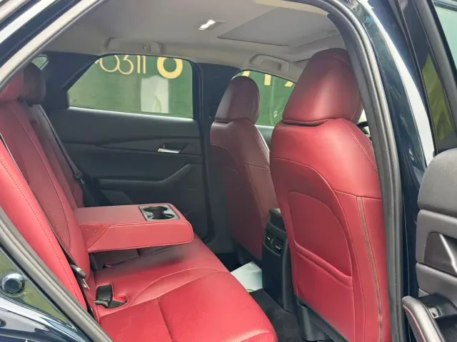 Mazda CX-30 — Фото автомобиля 10