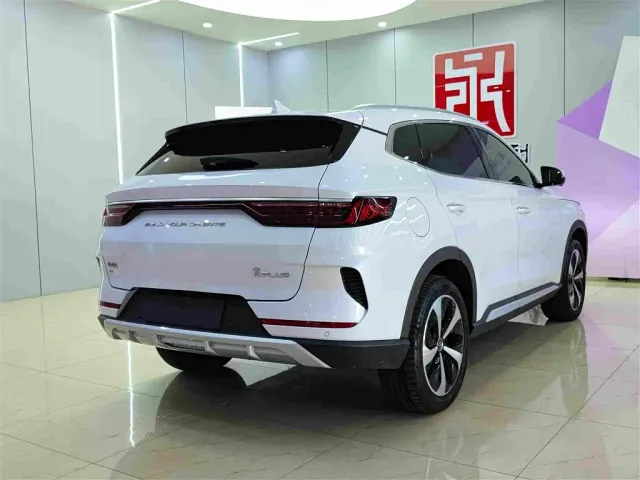 BYD Song PLUS — Фото автомобиля 5