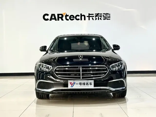 Фотография автомобиля — Mercedes-Benz E-Class