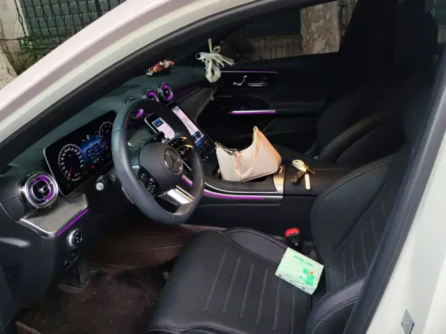 Mercedes-Benz C-Class — Фото автомобиля 9