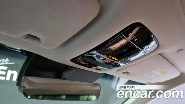 Hyundai Grandeur GN7 — Фото автомобиля 29