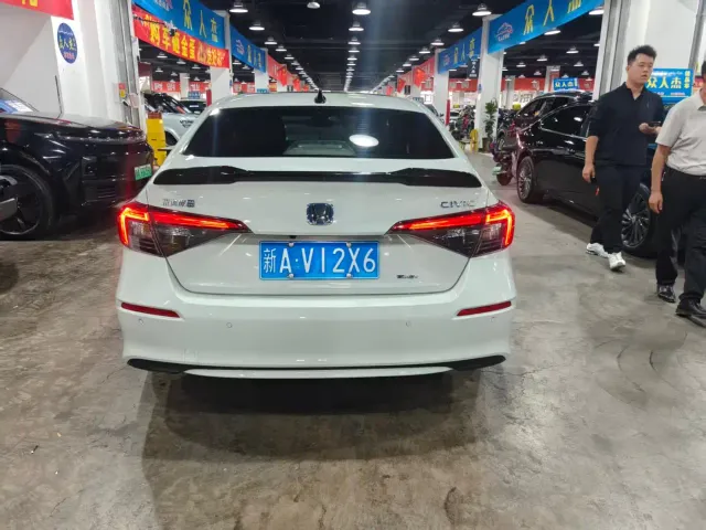 Honda Civic — Фото автомобиля 7