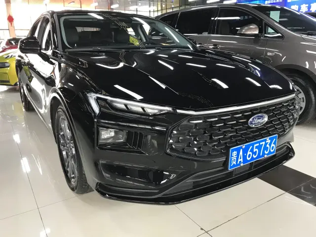 Ford Mondeo — Фото автомобиля 3