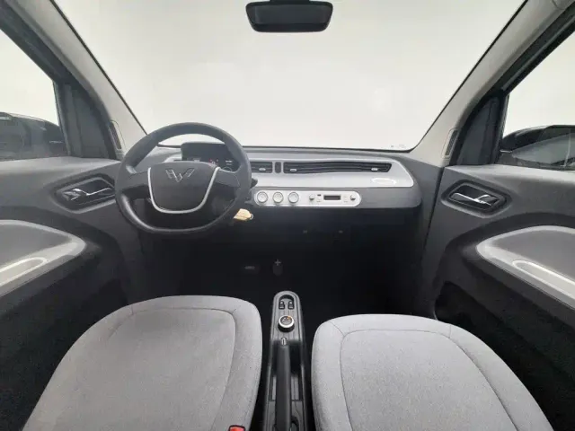 Wuling Hongguang Mini EV — Фото автомобиля 5