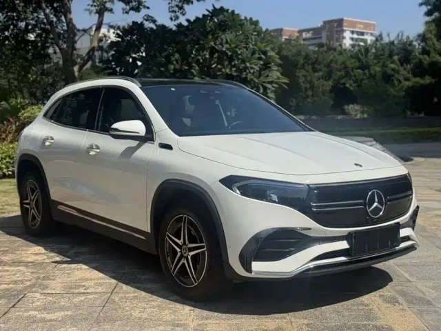 Mercedes-Benz EQA — Фото автомобиля 3