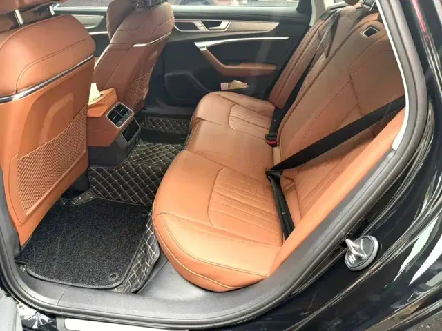Audi A6L — Фото автомобиля 3