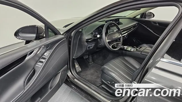 Genesis G80 Бензин 2.5 турбо AWD — Фото автомобиля 10