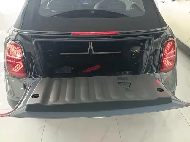 MINI Hatch — Фото автомобиля 18