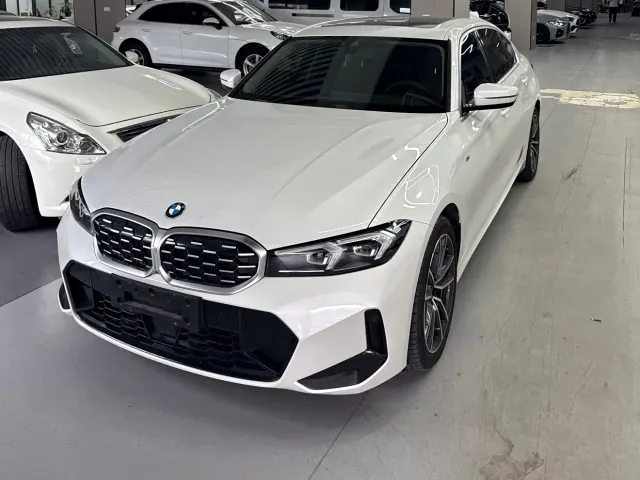 Фотография автомобиля — BMW 3 Series