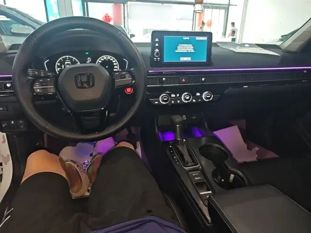 Honda Civic — Фото автомобиля 9