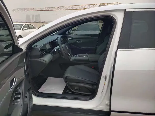 BYD Qin L — Фото автомобиля 7