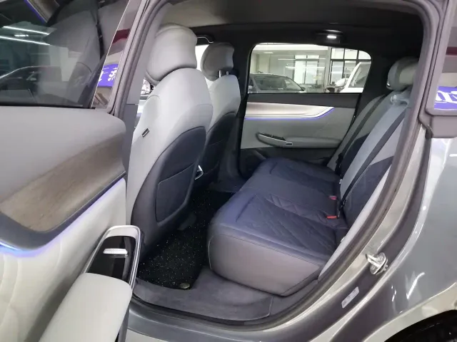 Changan Qiyuan A07 — Фото автомобиля 10