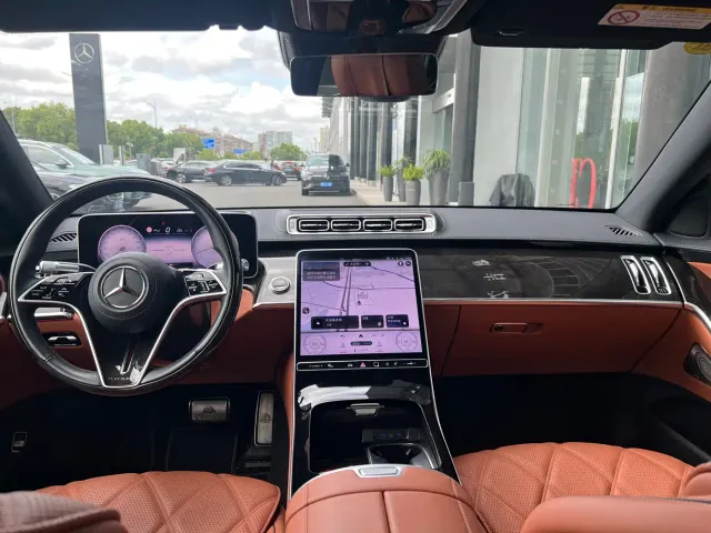 Mercedes-Benz Maybach S-Class — Фото автомобиля 17